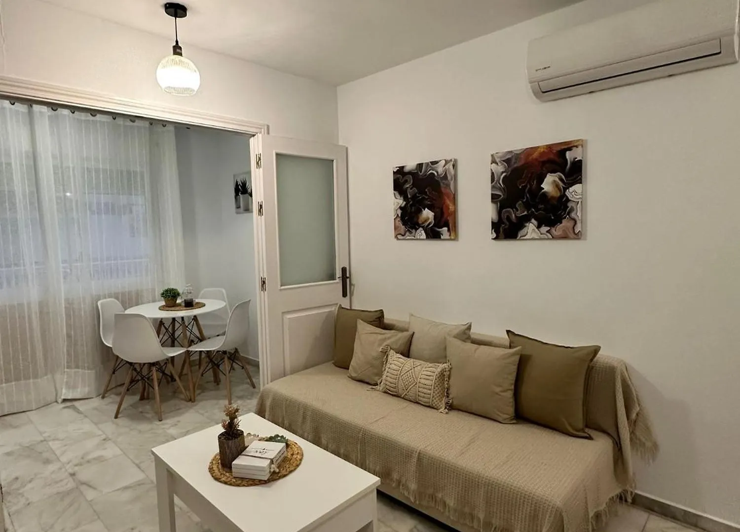 R&D Berrocal Apartment Malaga